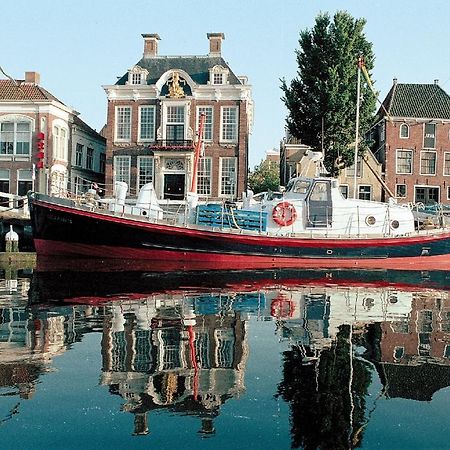 Отель Reddingsboot Harlingen Boat Экстерьер фото